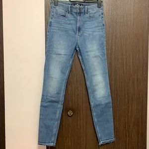 Hollister Blue Wash Jeans